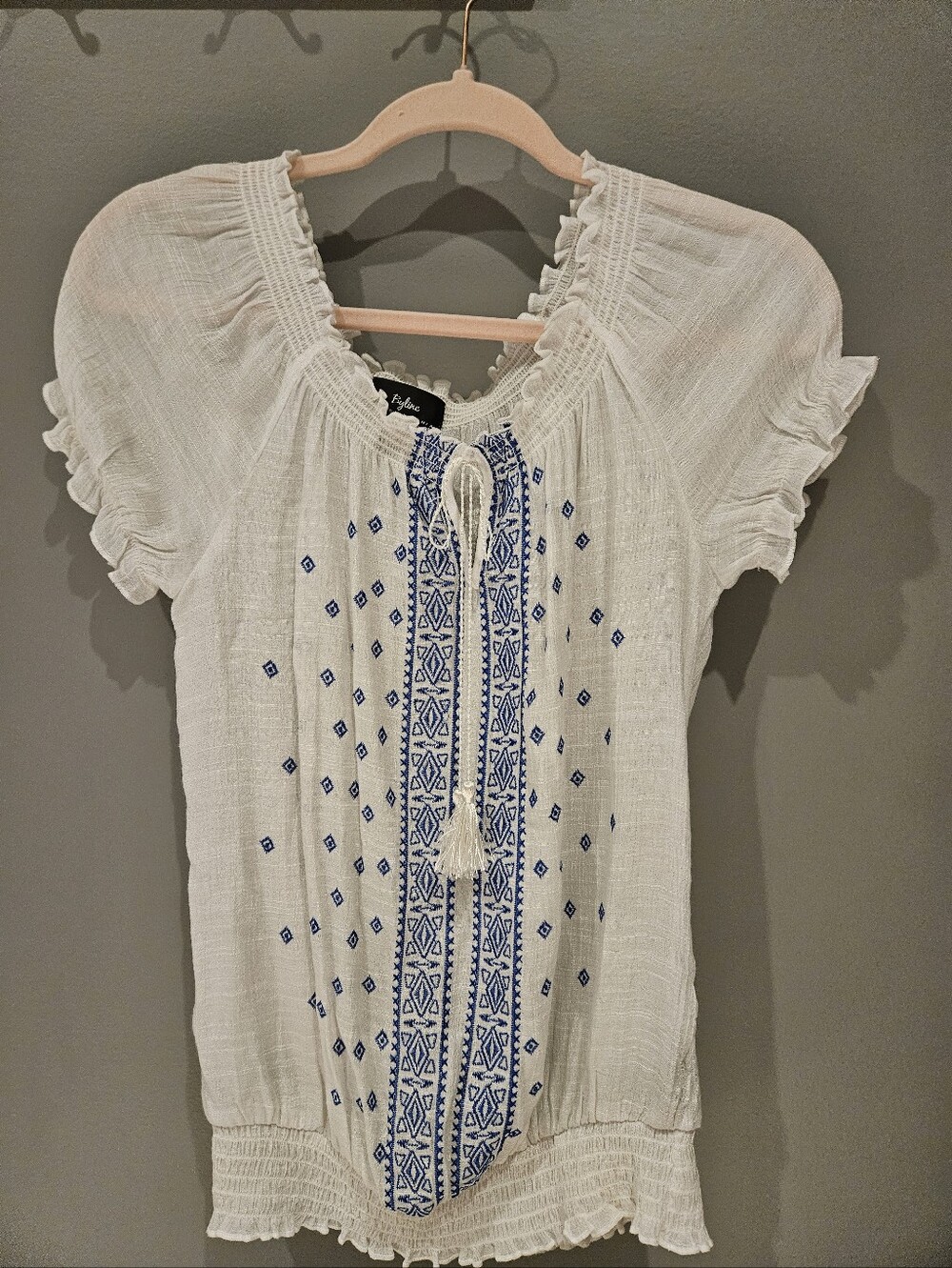 NWOT BYLINE Embroidered White Peasant Blouse with Blue Trim